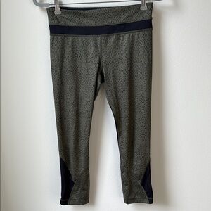 LULULEMON Olive Green Leopard Crop Legging with Mesh size 6